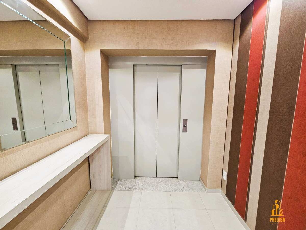 Apartamento à venda com 3 quartos - Cristo Rei,Curitiba