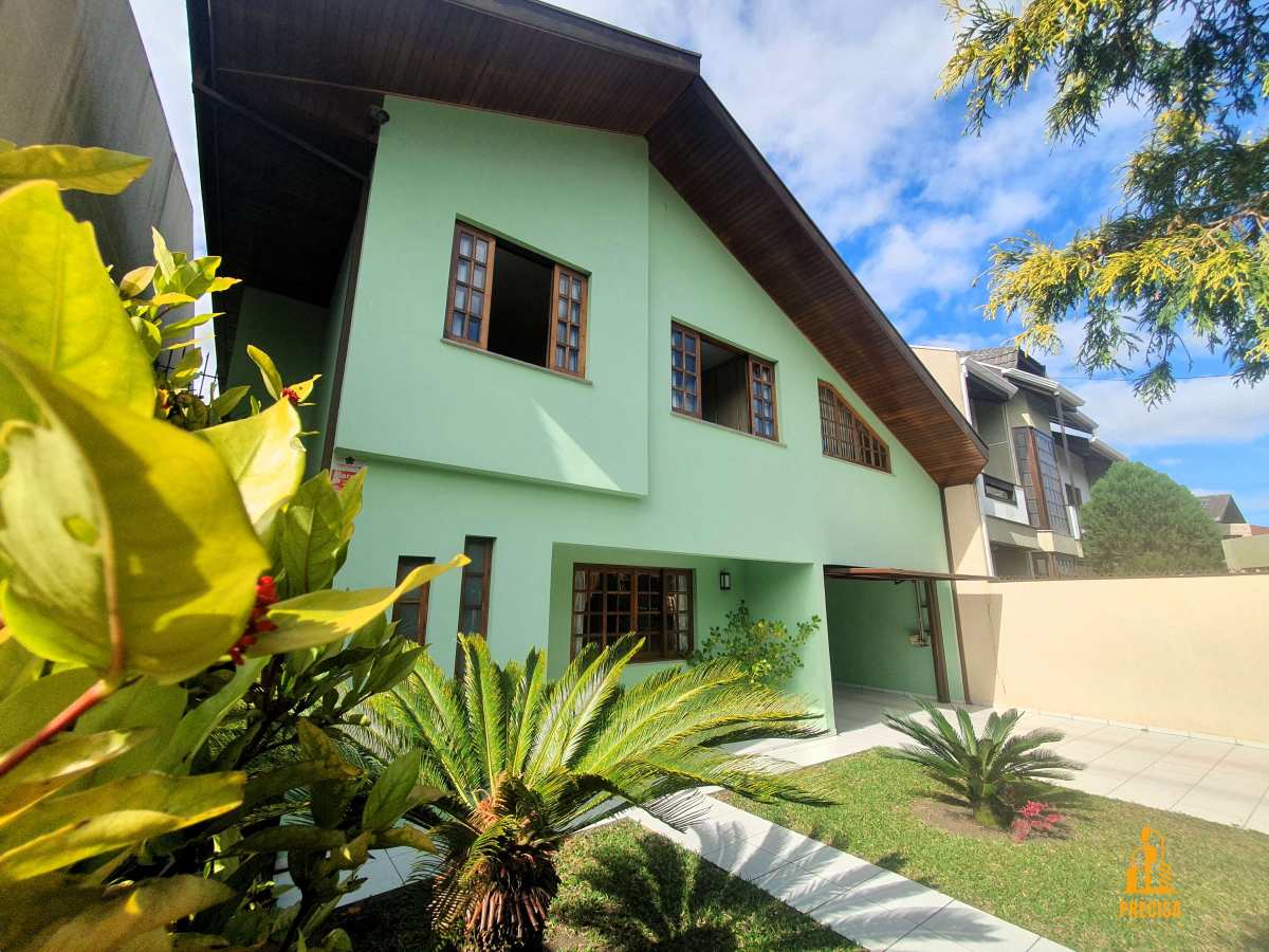 Sobrado à venda com 4 quartos, 255m² - Atuba,Curitiba