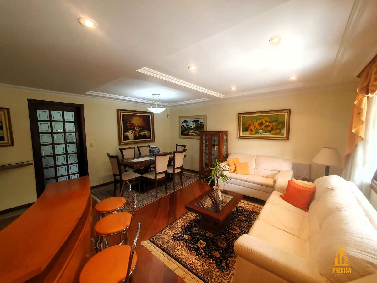 Sobrado à venda com 4 quartos, 255m² - Atuba,Curitiba