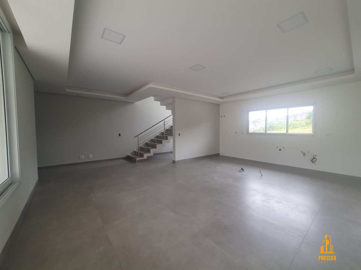 Casa de condomínio à venda com 3 quartos, 213m² - Pilarzinho,Curitiba